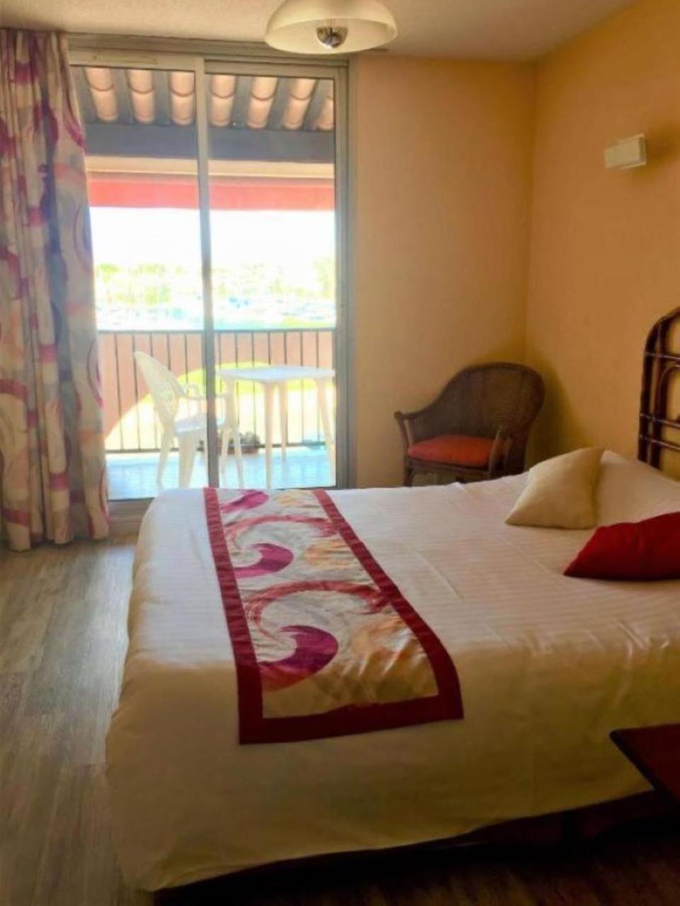 Hotel Alhambra Agde Exterior photo