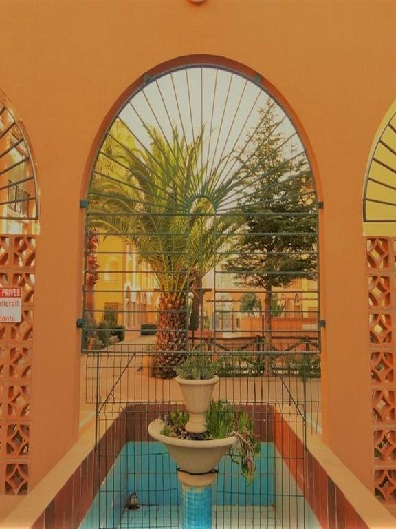 Hotel Alhambra Agde Exterior photo